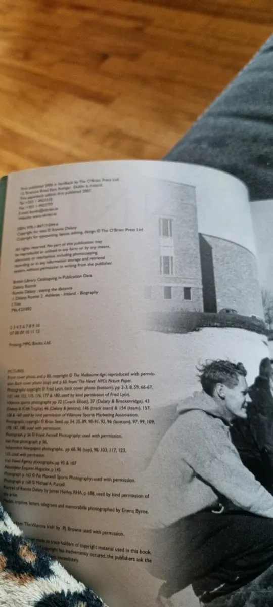 BOOK SIGNED BY THE GREAT RONNIE DELANEY - Image 3