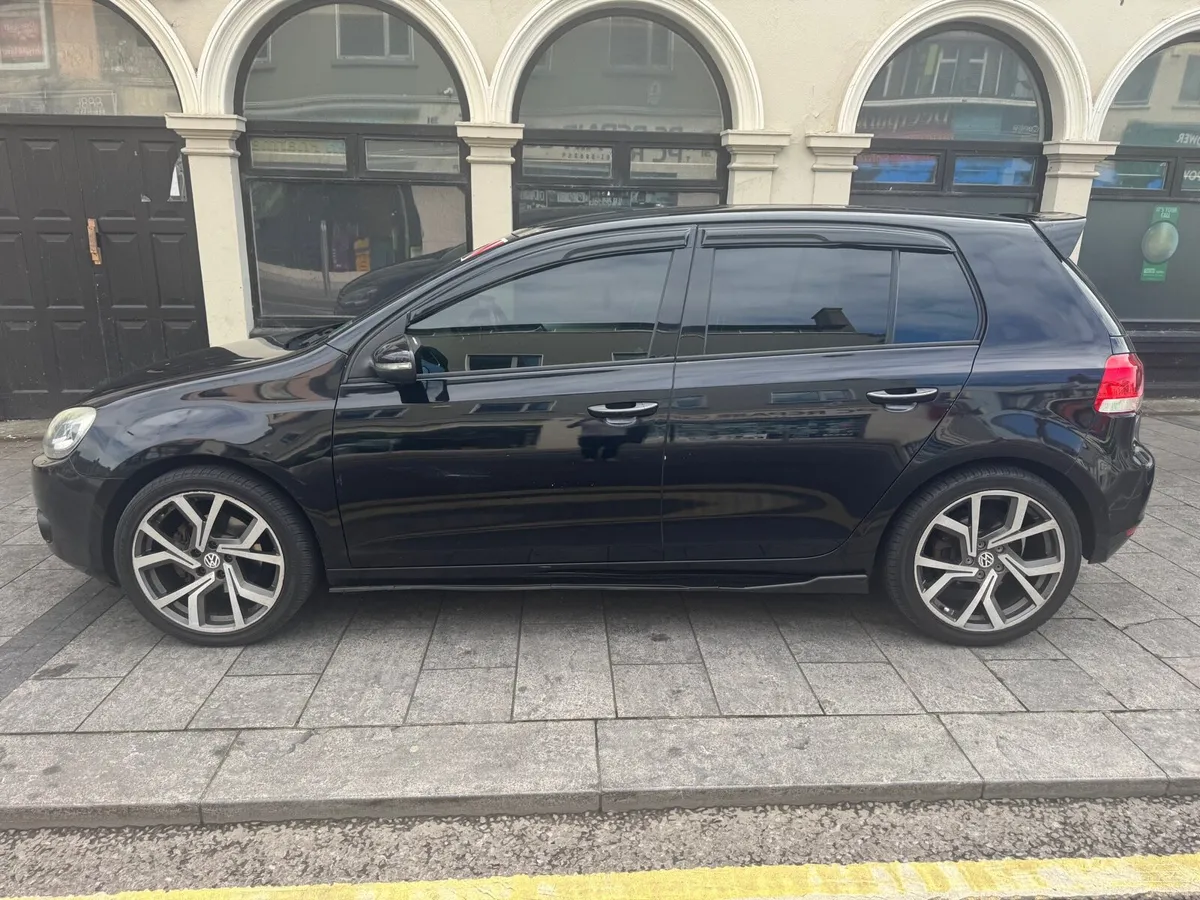 Volkswagen Golf 2012 Automatic – €7,200 - Image 1