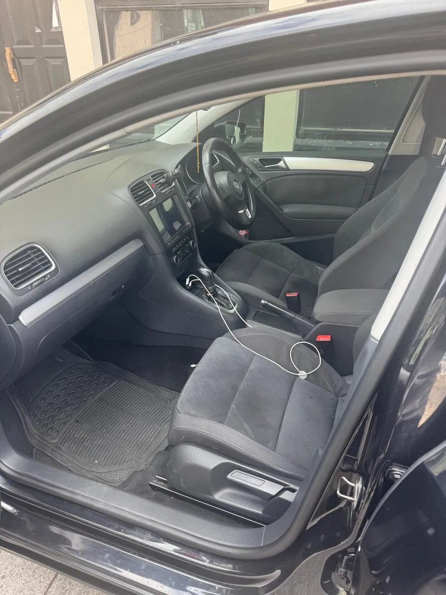 Volkswagen Golf 2012 Automatic – €7,200 - Image 2