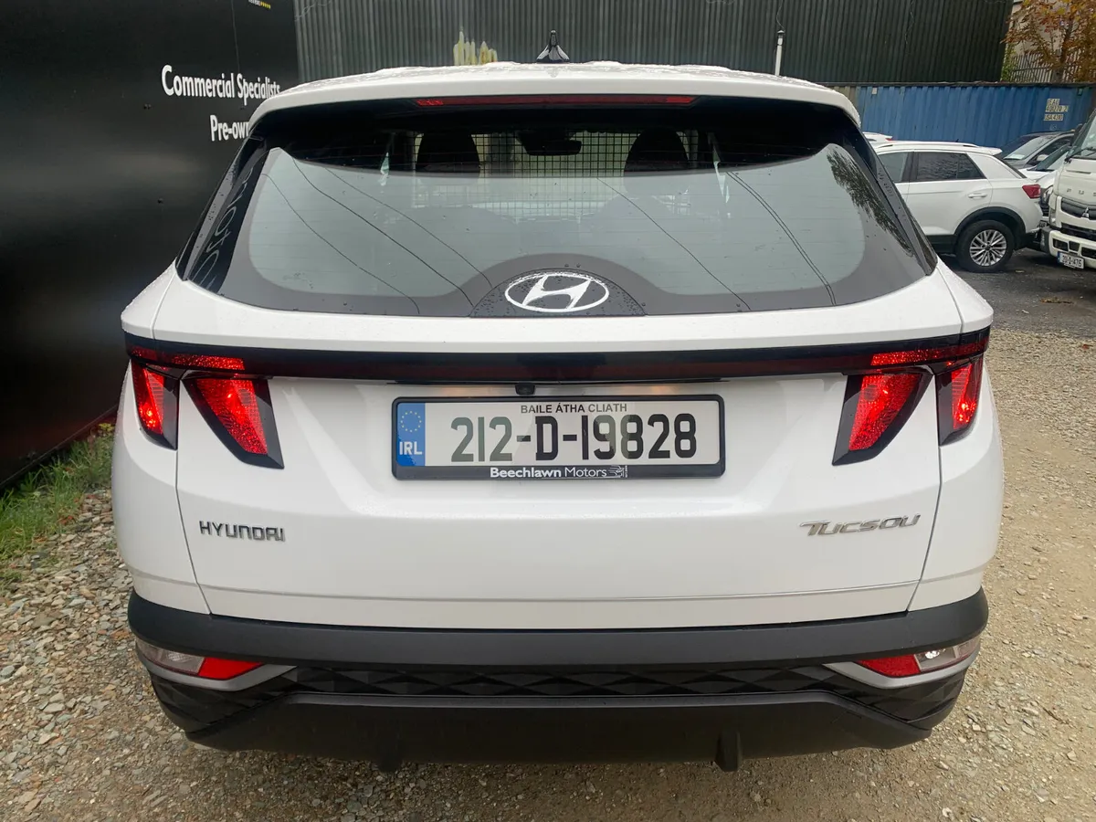 HYUNDAI TUCSON 1.6 CRDI COMFORT PLUS COMMERCIAL - Image 4