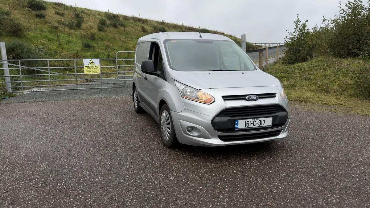 Ford transit Connect - Image 1