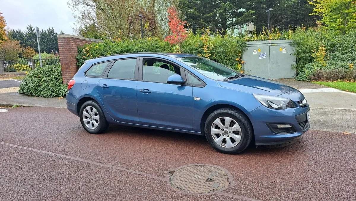 Astra 2015 1.6 diesel facelift fresh nct low milag - Image 2