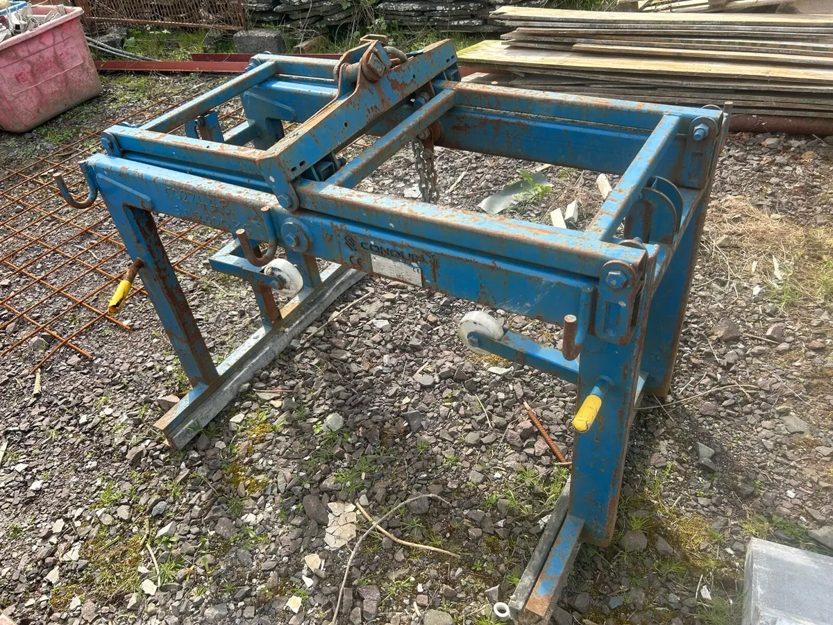 Block grab - Image 1