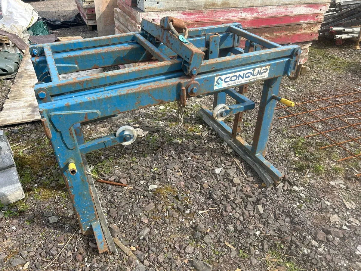 Block grab - Image 2