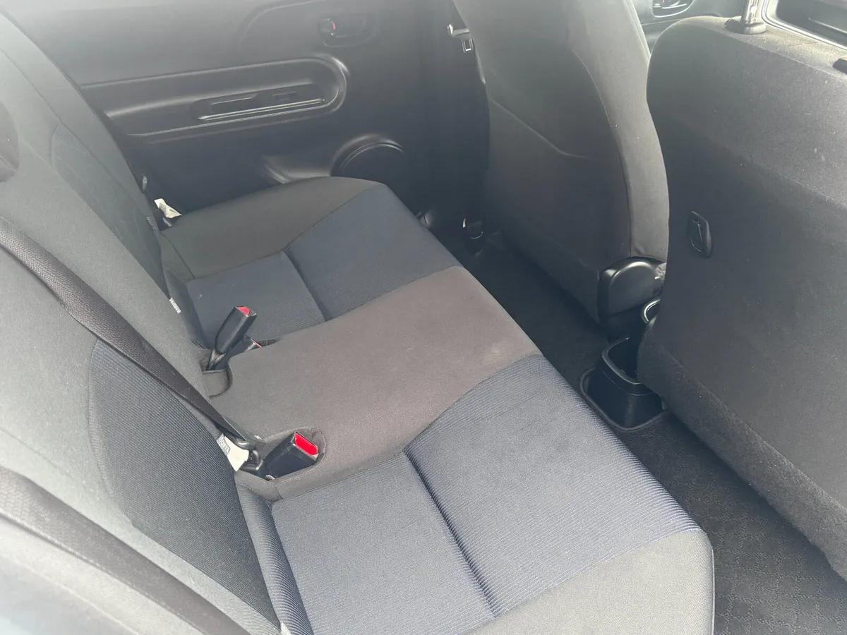 2016 Toyota Aqua 1.5 Hybrid - Image 4