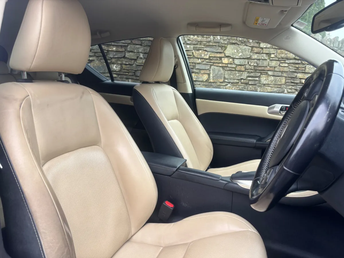 2016 LEXUS CT200 SPORT AUTOMATIC NCT & TAX - Image 3