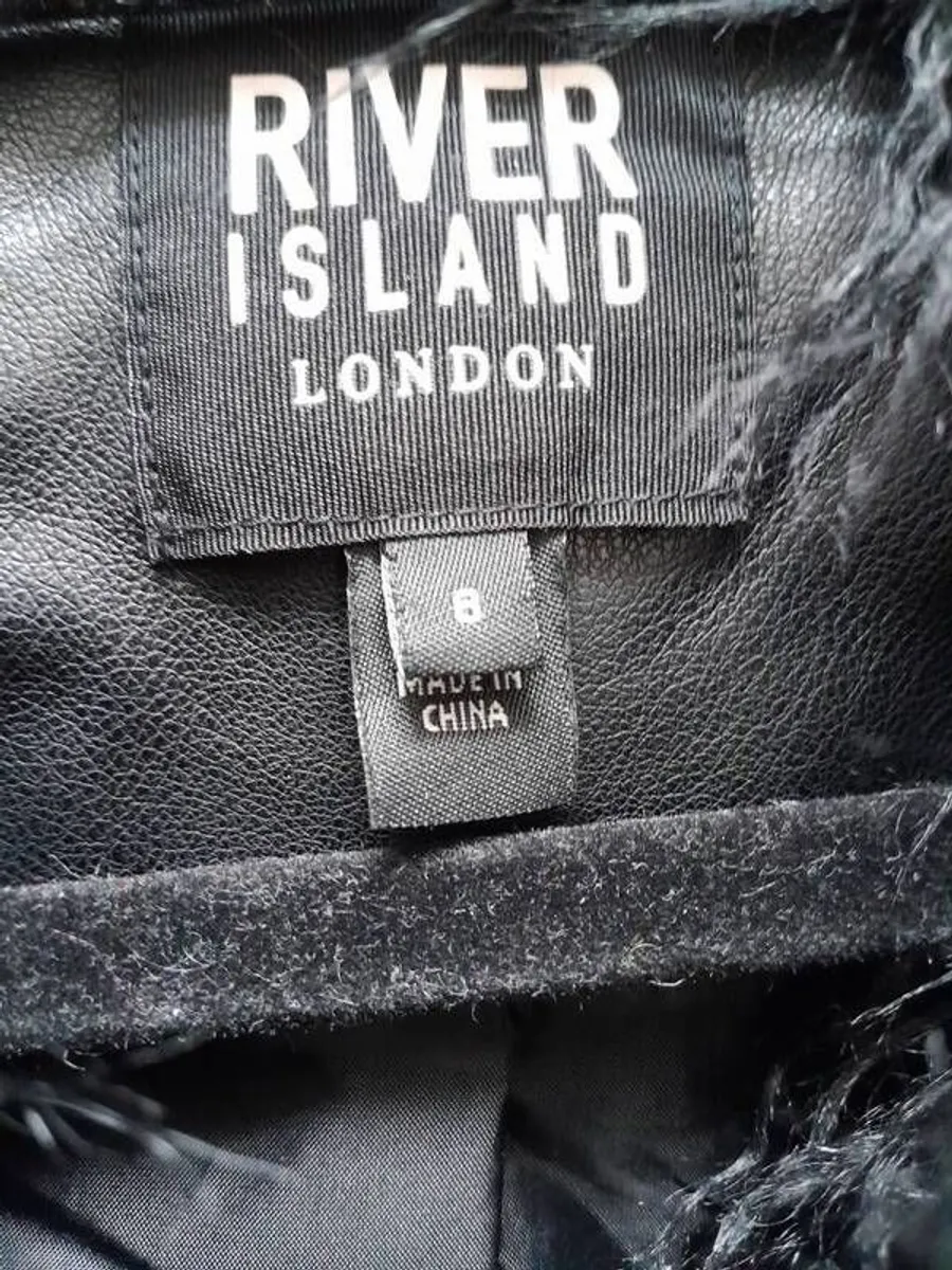 ladies long black coat - Image 3