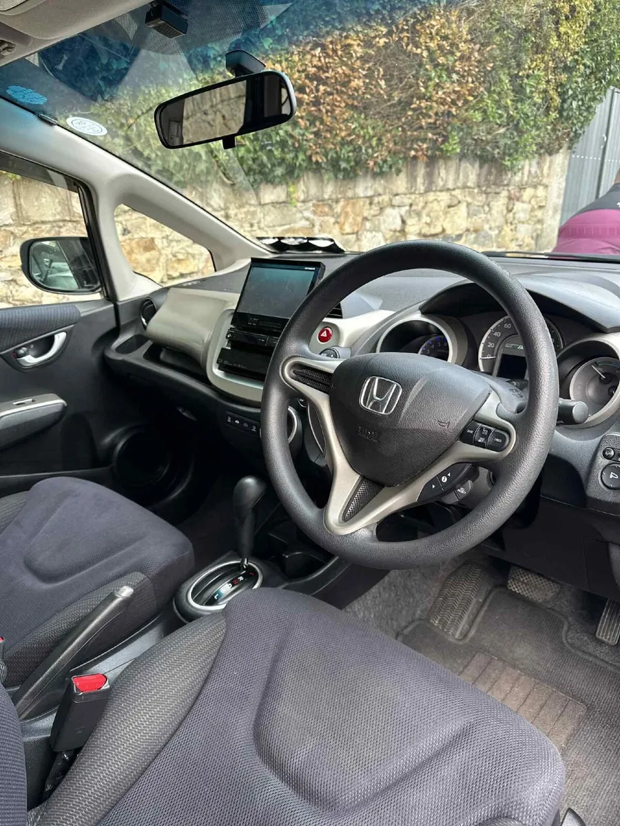 Honda Fit 2011 - Image 3
