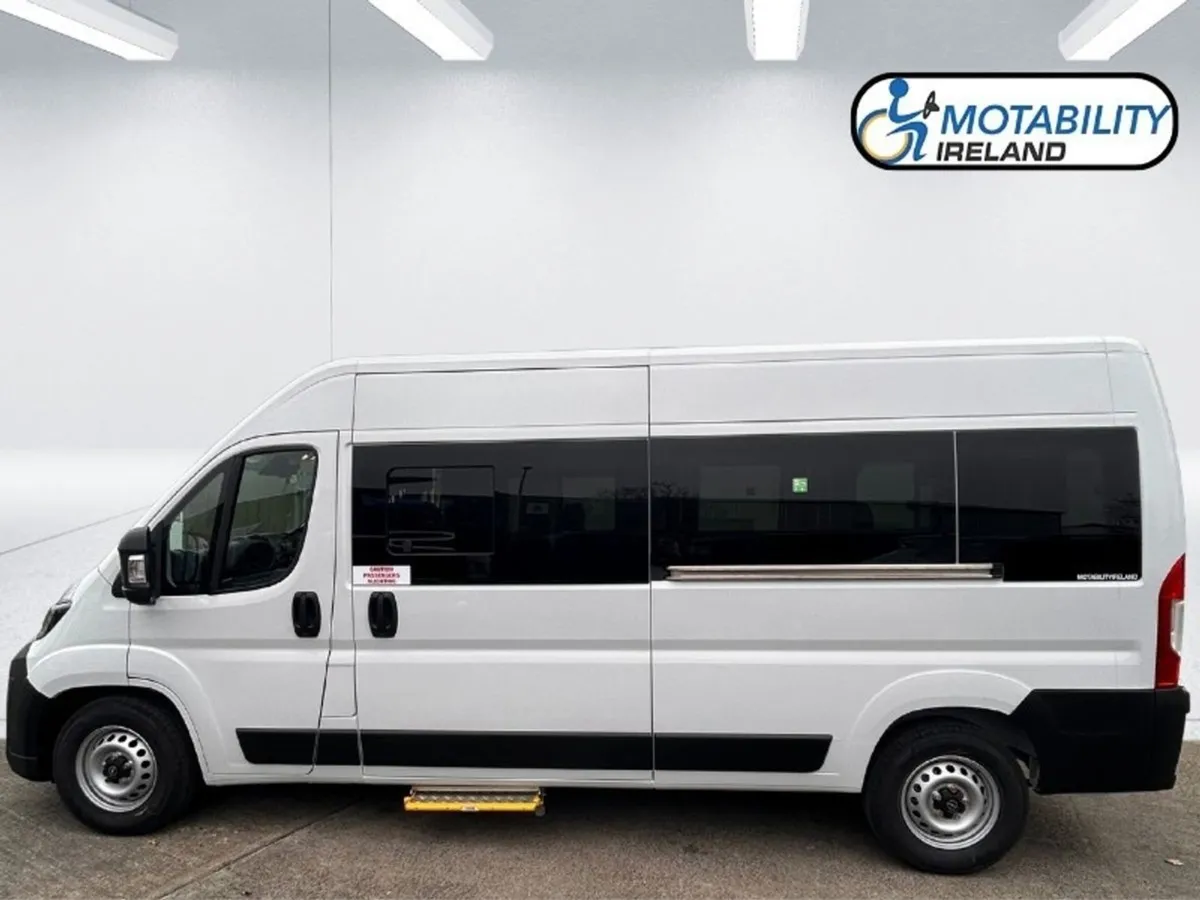 Opel Movano Komfort L3h2 Accessible Minibus - Image 3