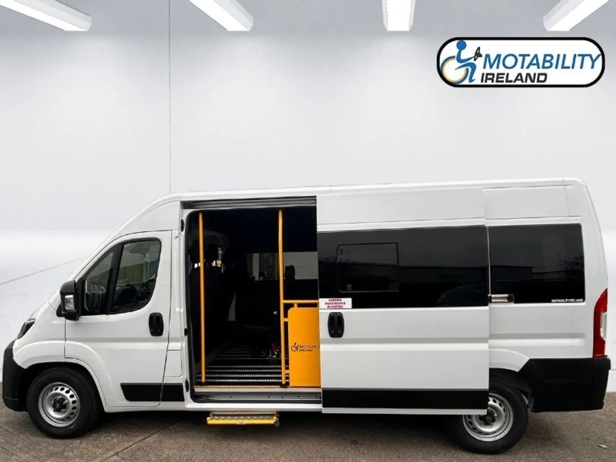 Opel Movano Komfort L3h2 Accessible Minibus - Image 4