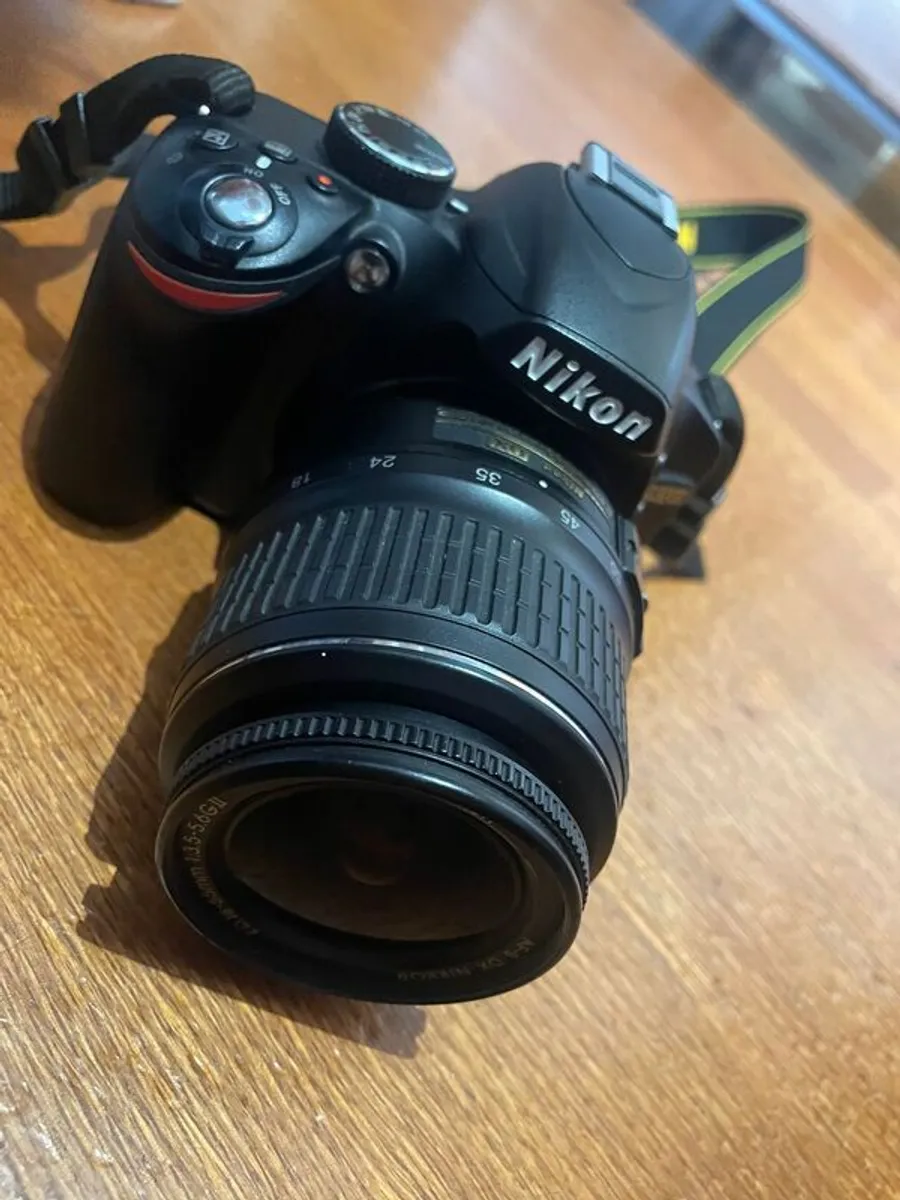 Nikon D3200 with extra lense - Image 1