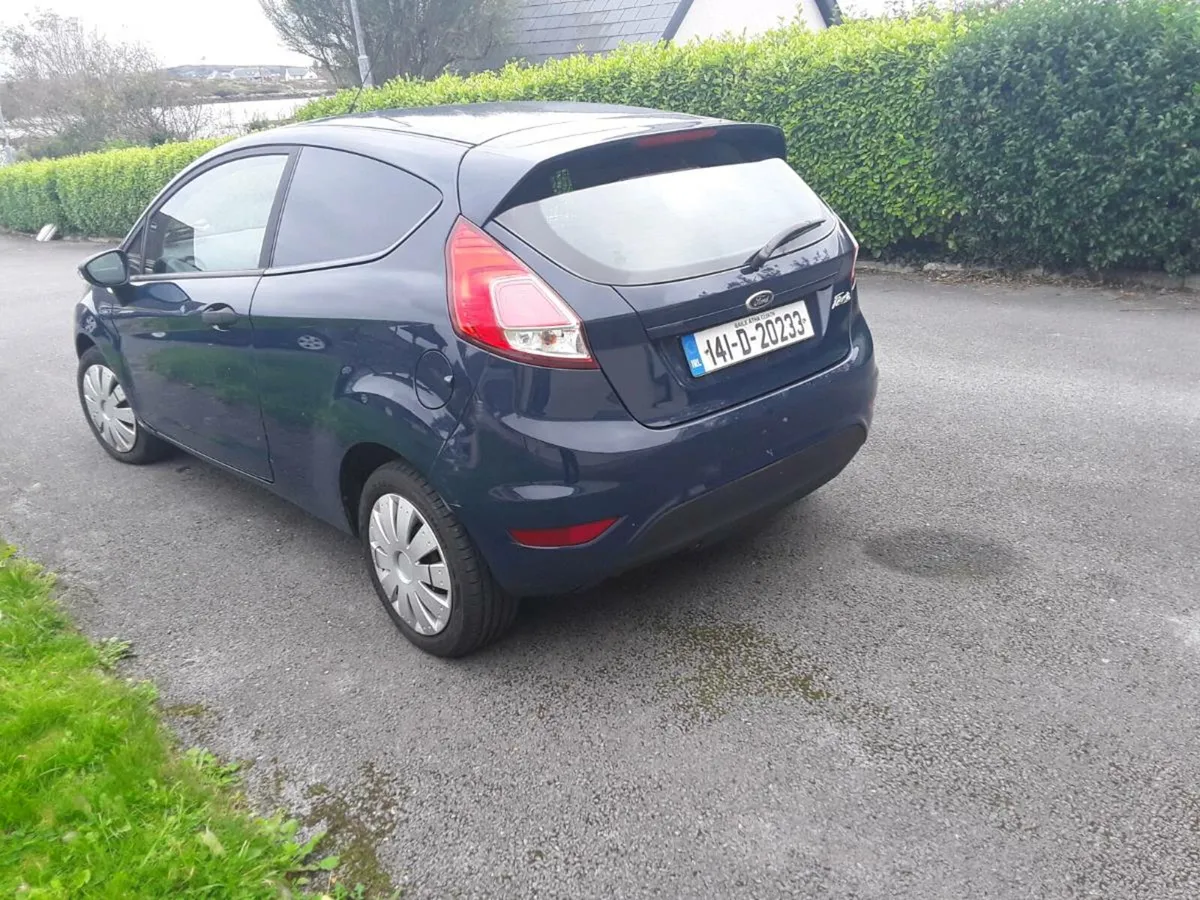 Ford Fiesta Van - Image 4