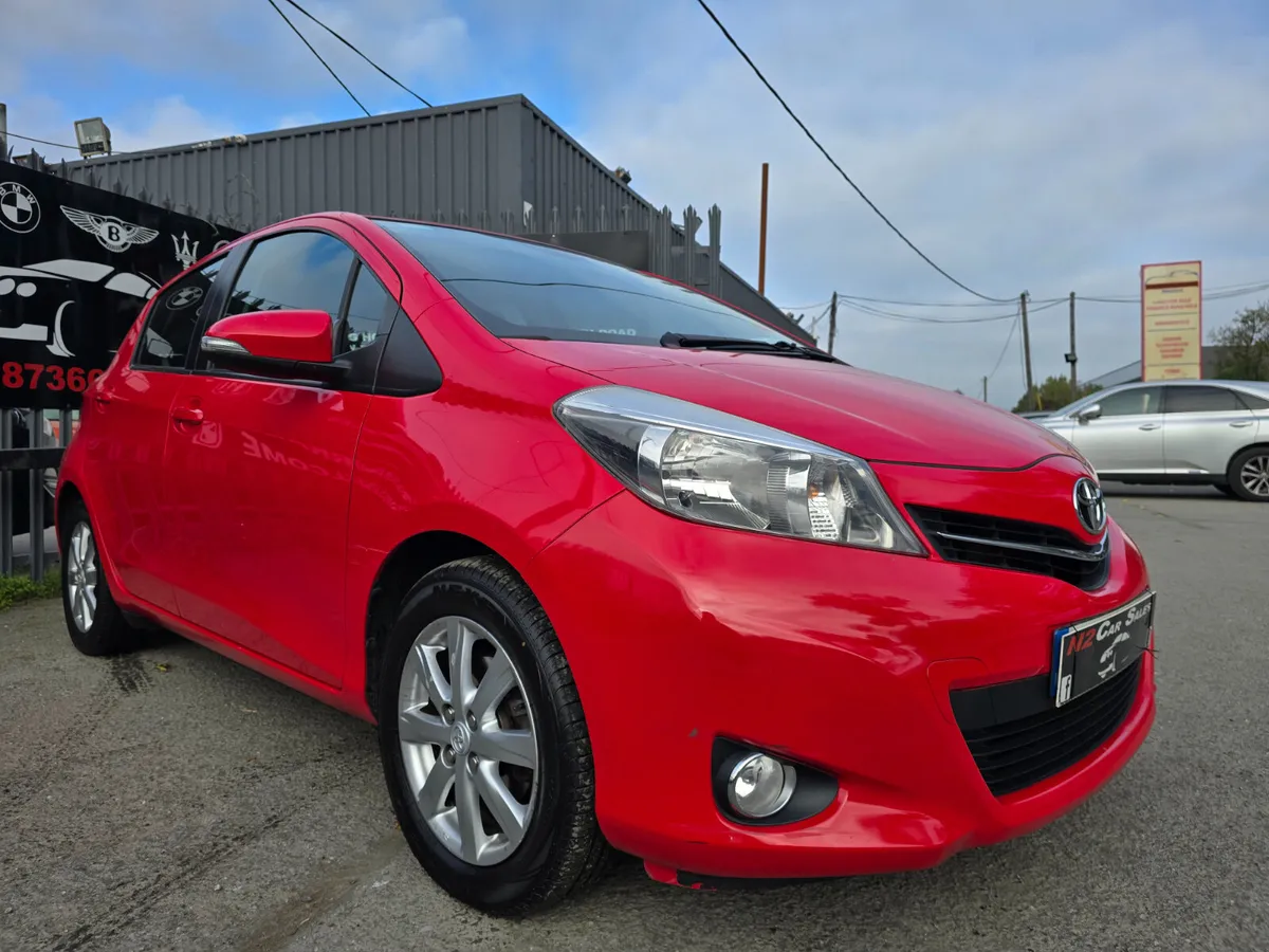 141 Toyota Yaris 1.0 Petrol, - Image 2