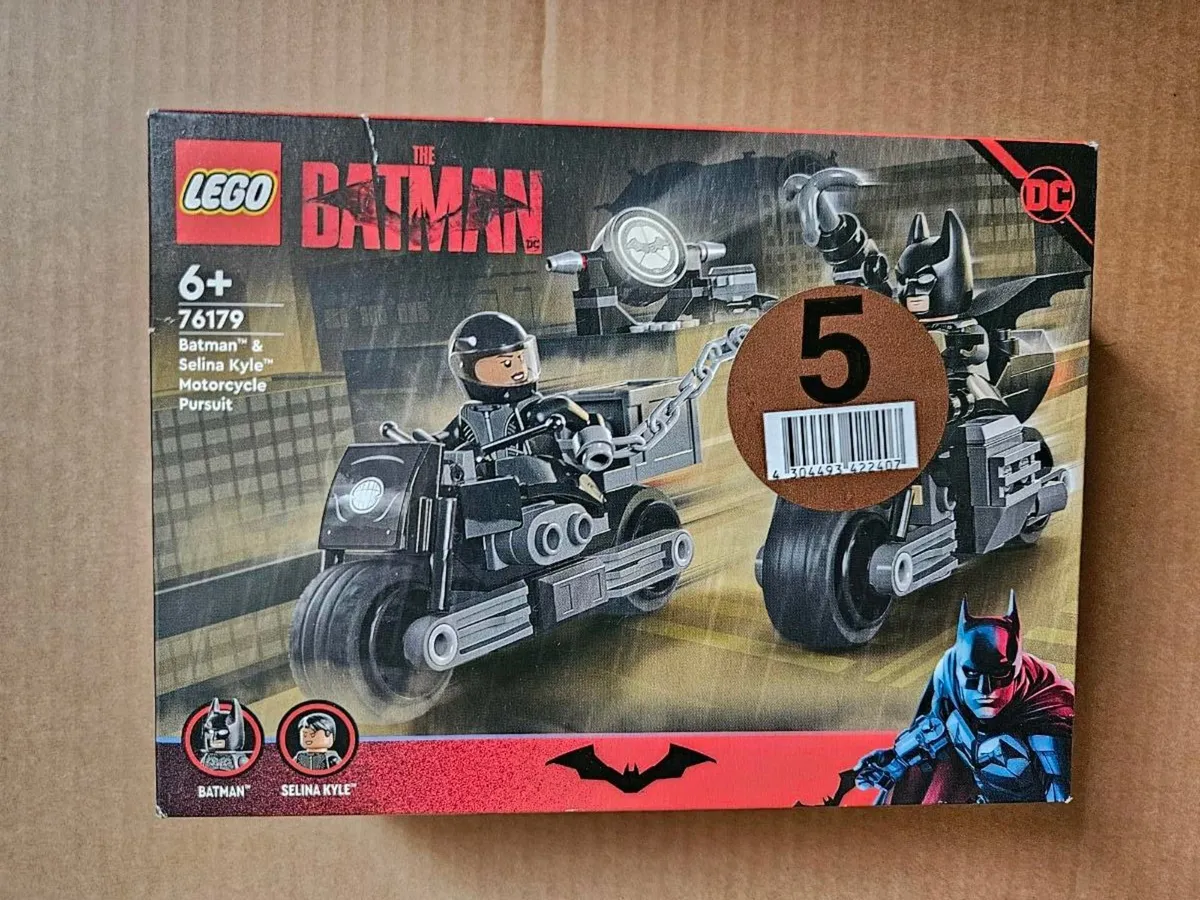 Lego batman and selina kyle pursuit 76179 batman