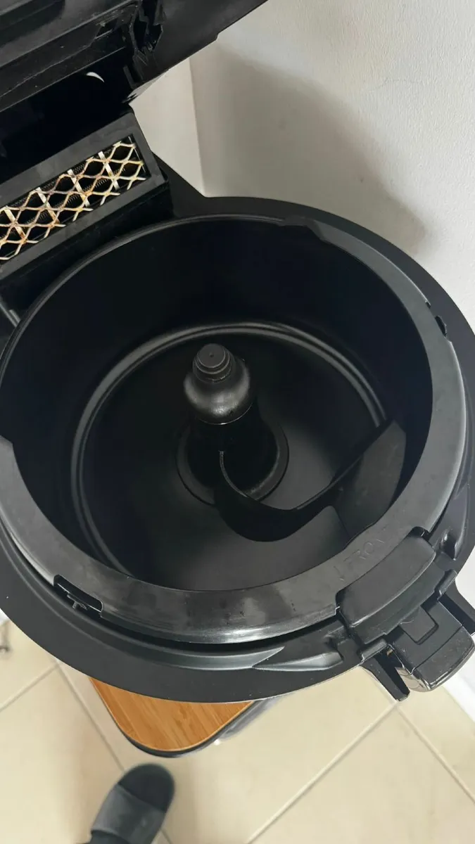 Tefal ActiFry XL Air Fryer - Image 3