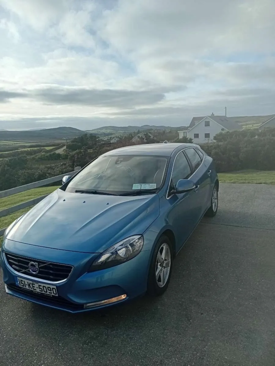 Volvo V40 - Image 4