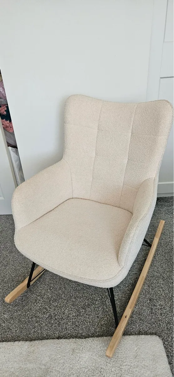 Rocking chair like new - Image 1
