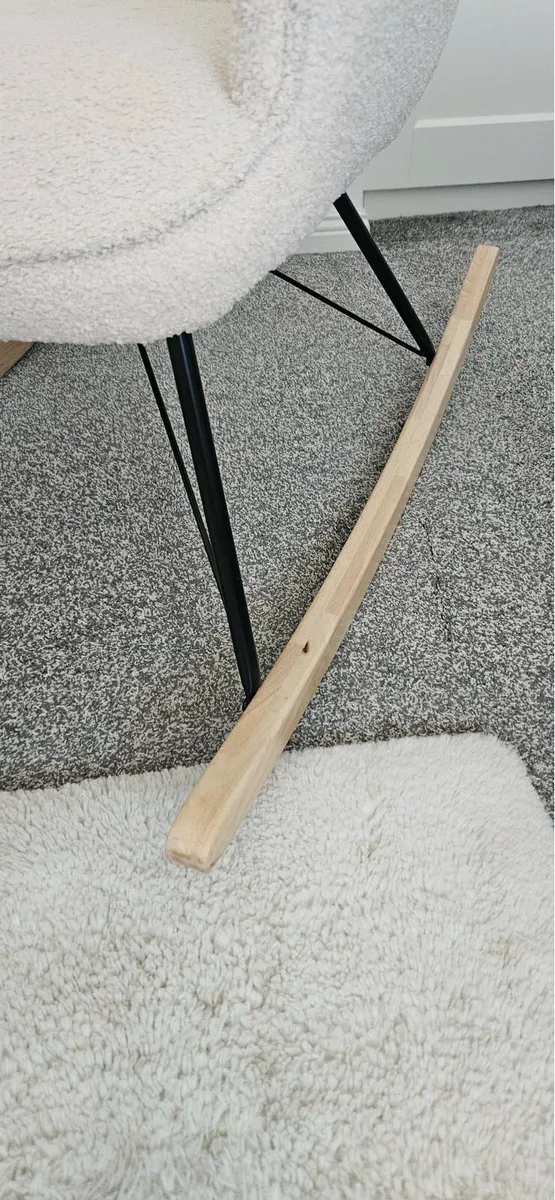 Rocking chair like new - Image 3