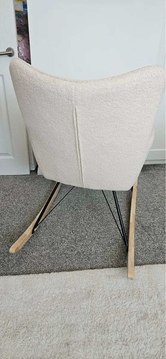Rocking chair like new - Image 4