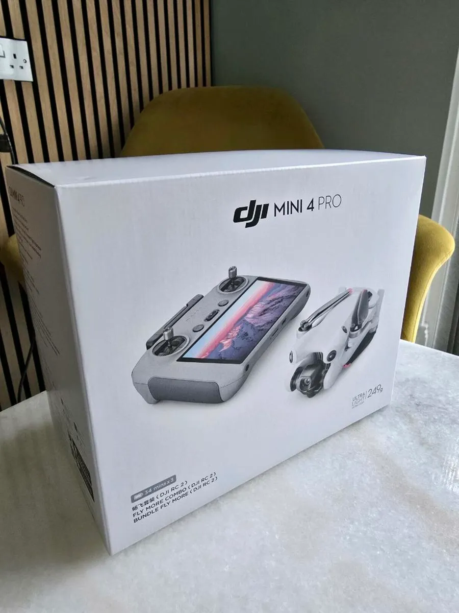 DJI mini 4 Pro fly more combo NEW - Image 1