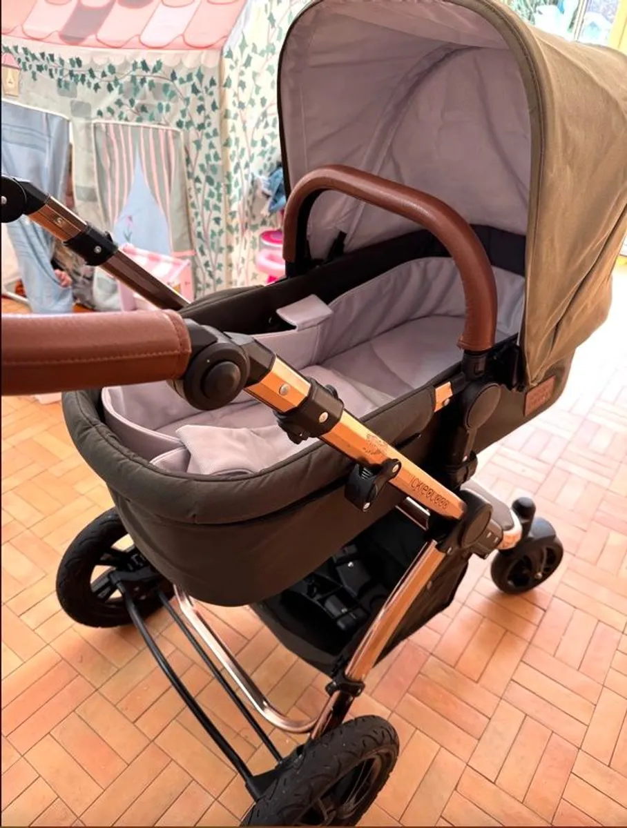 Ickle Bubba Pram and Pushchair - Image 2
