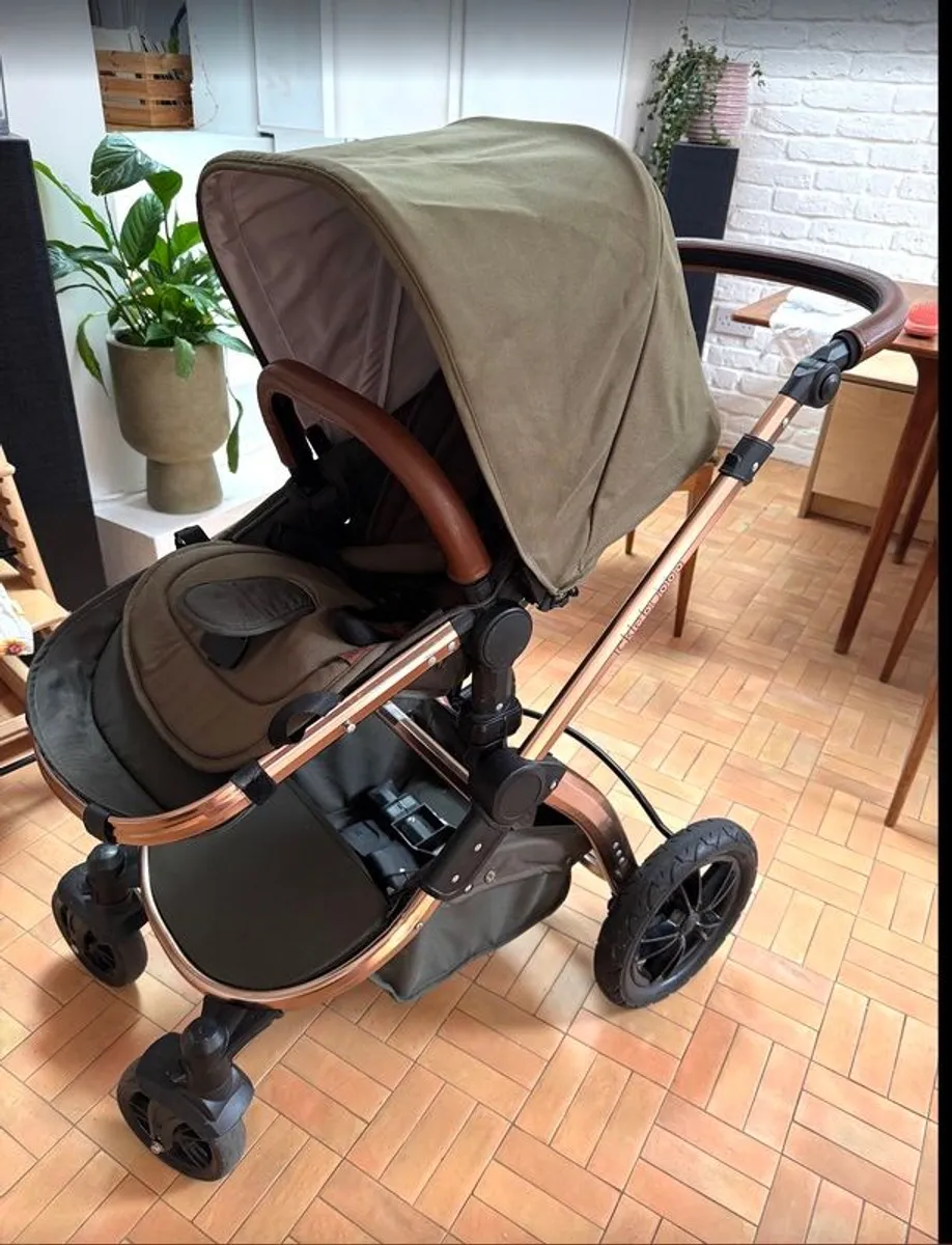 Ickle Bubba Pram and Pushchair - Image 3