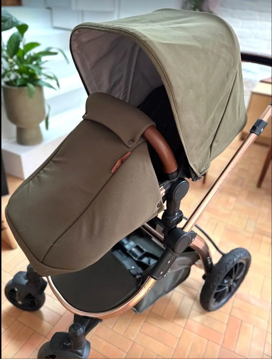 Ickle Bubba Pram and Pushchair - Image 4