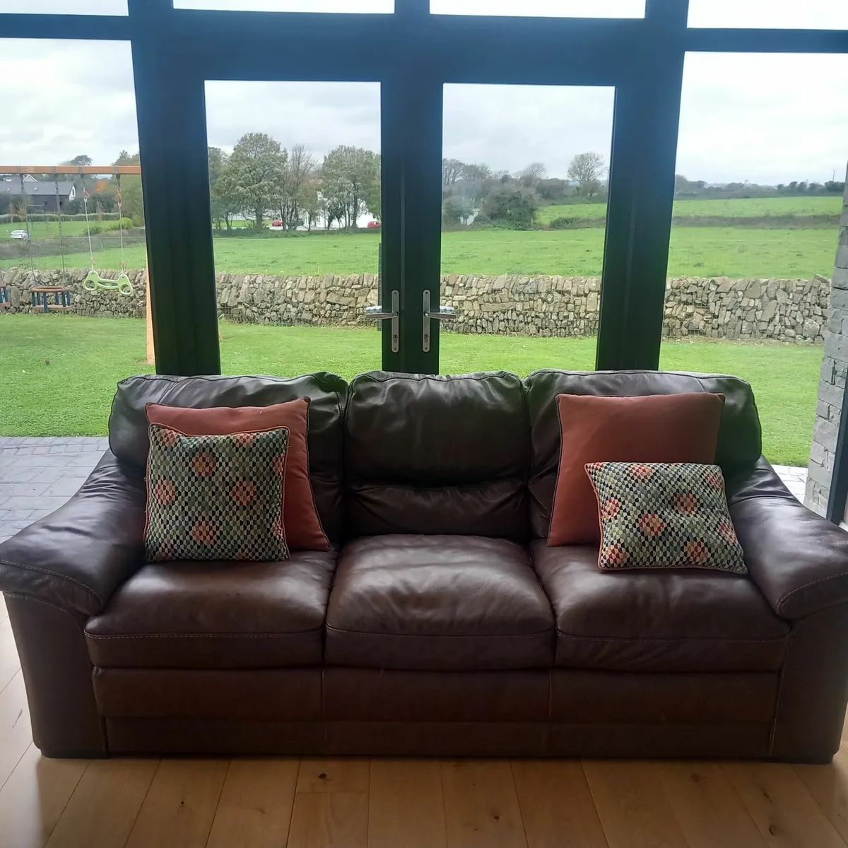 Sofa - Image 2
