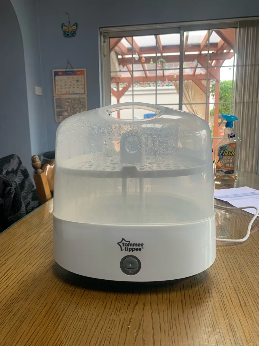 Tommee tippee bottle steriliser - Image 1