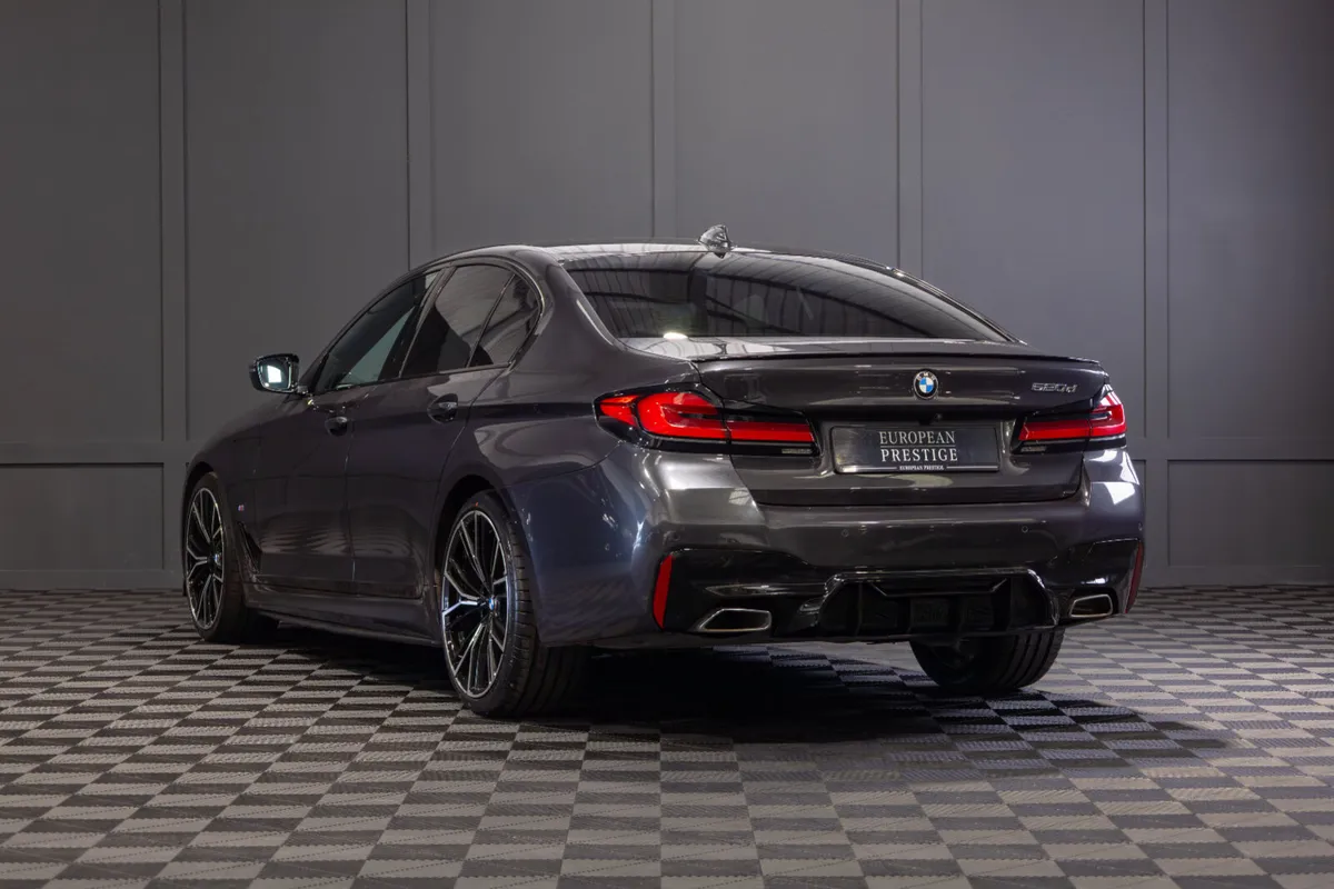 212 BMW 5-Series 520d M-Sport - Image 4