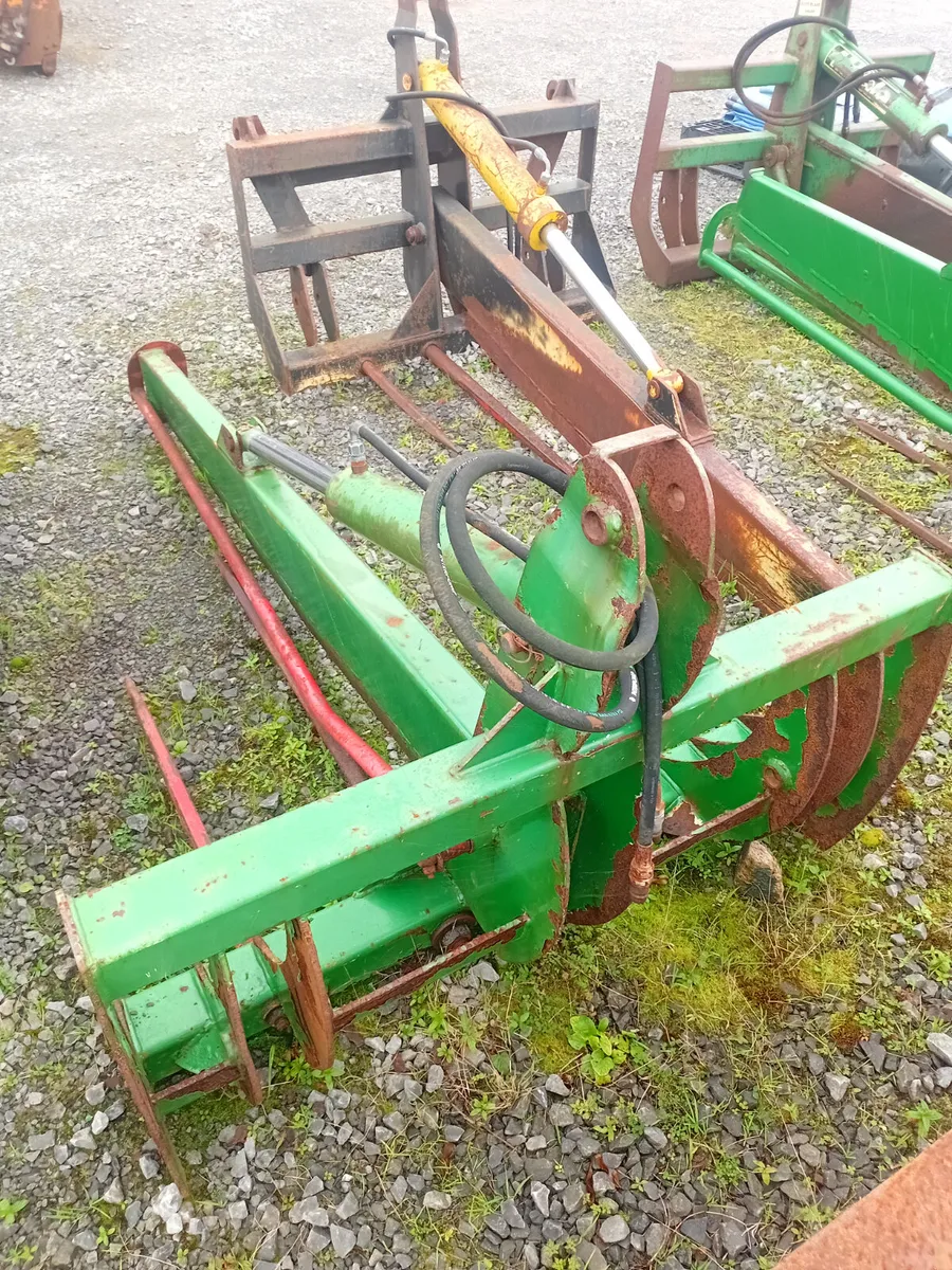 McHale Bale Splitter - Image 1