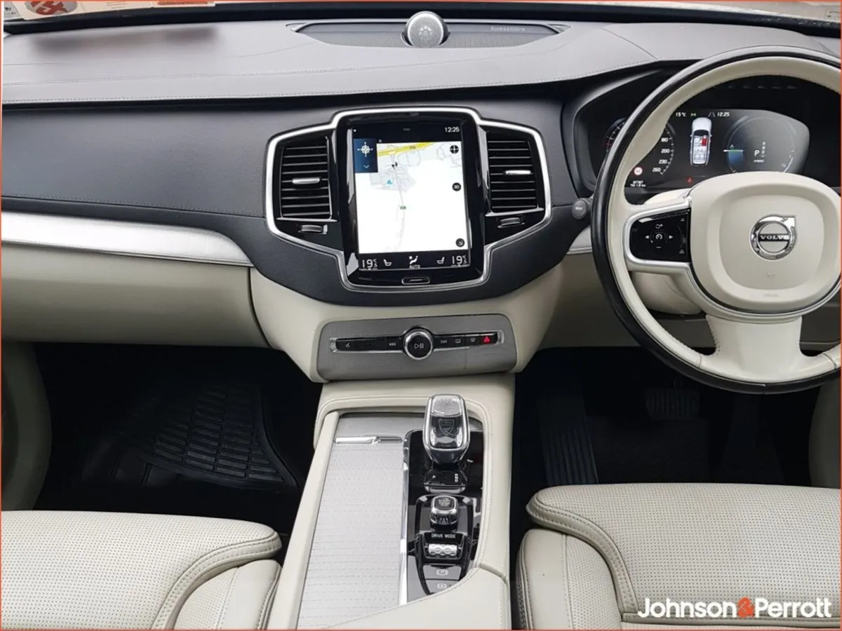 Volvo XC90 T8 397bhp Phev Inscription Pro Auto AW - Image 2
