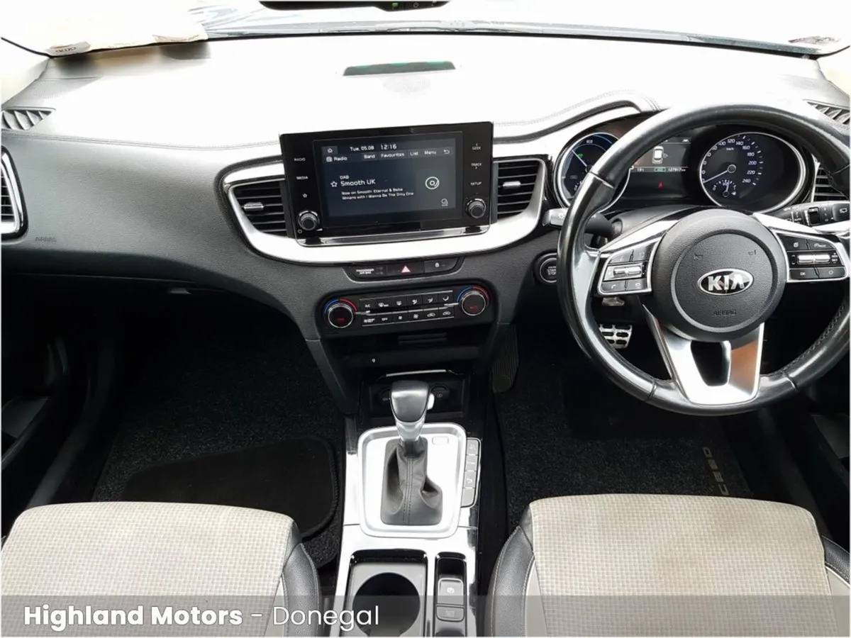 Kia Xceed 1.6 GDI Phev - Image 2