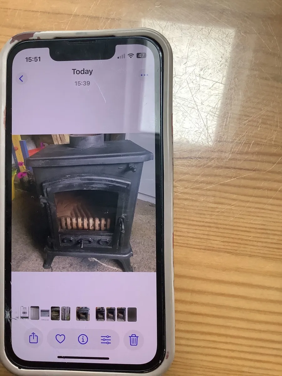A wood burning stove - Image 4