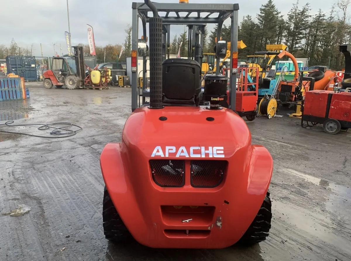 Apache CPCD35 Diesel Forklift - Image 4