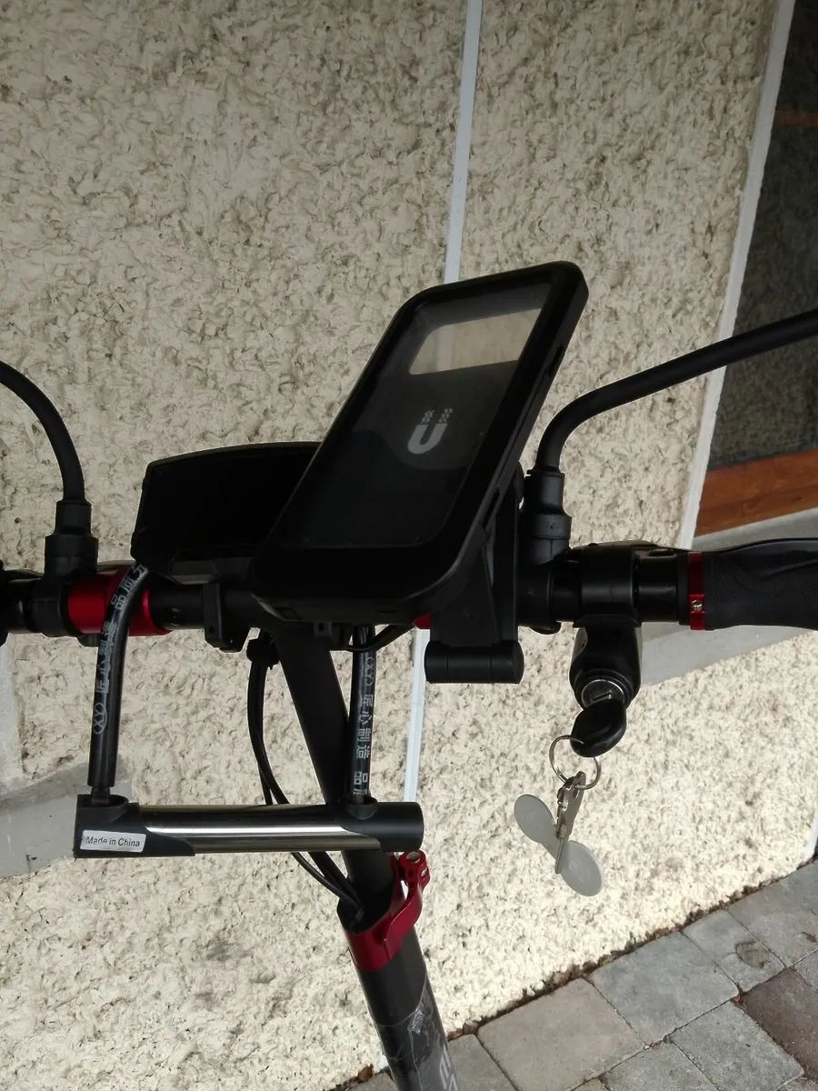 Electric scooter - Image 3