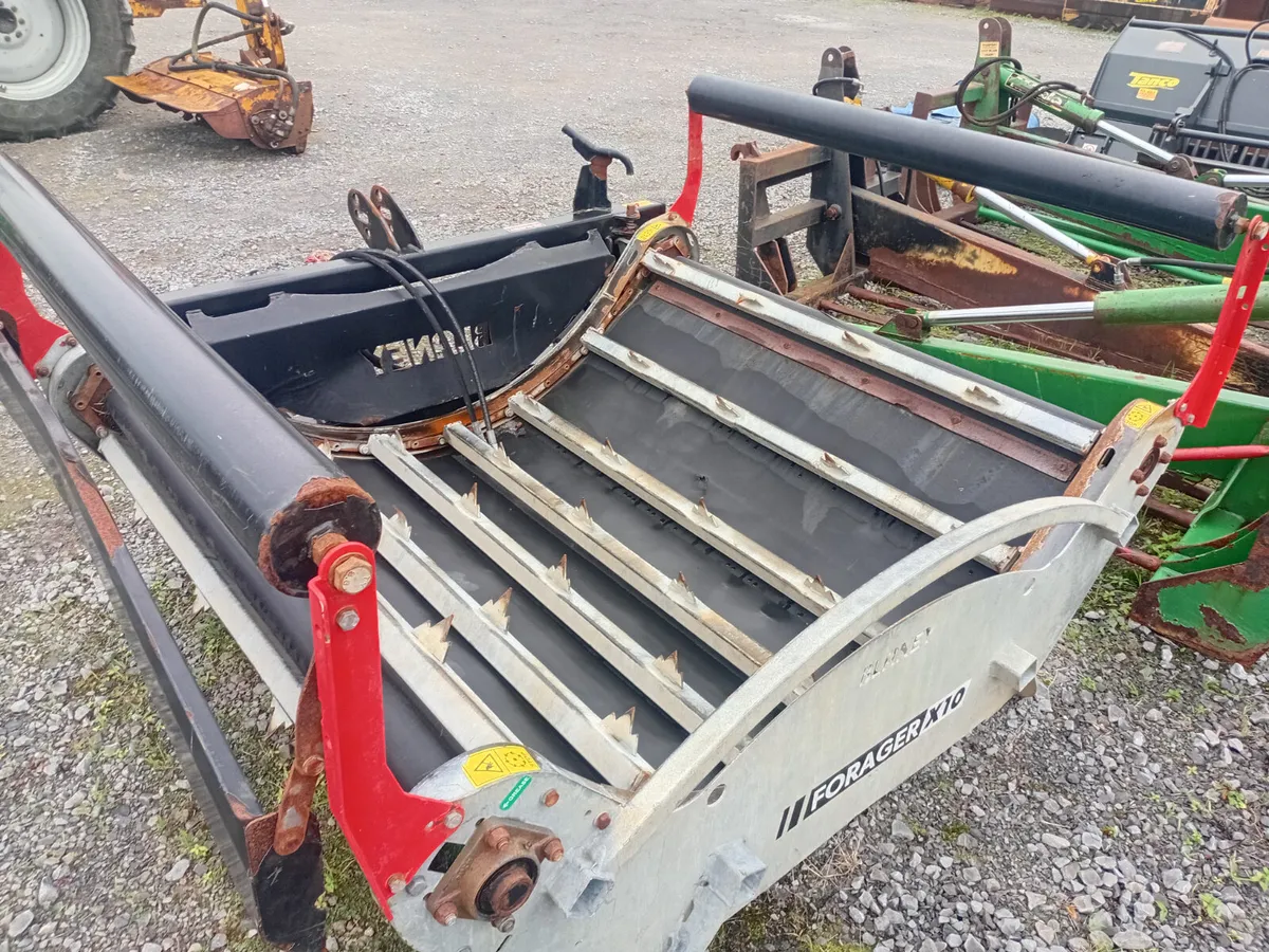 Blaney bale feeder - Image 2