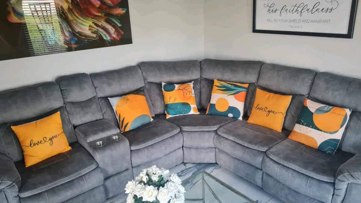 Corner Sofa - Image 1