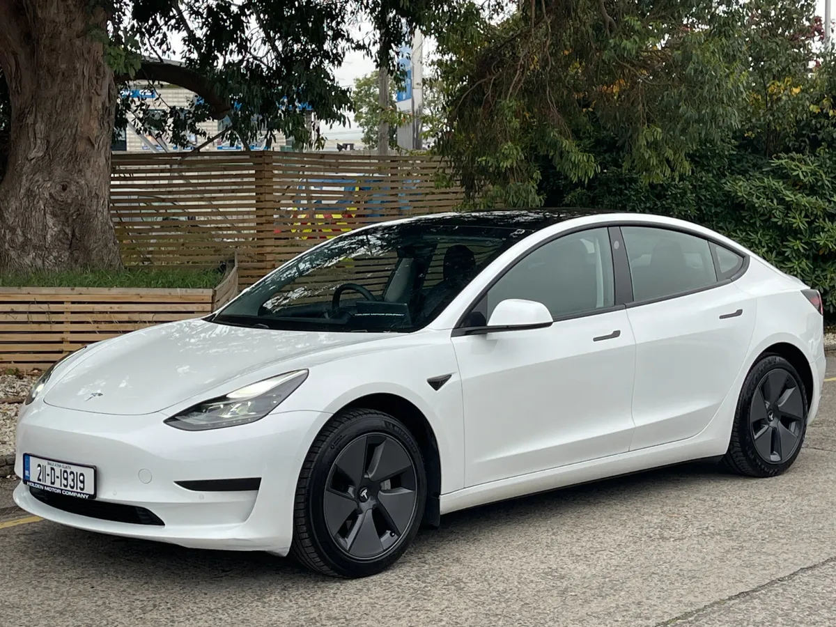 2021 Tesla Model 3..PAN ROOF..STANDARD PLUS..RWD - Image 4