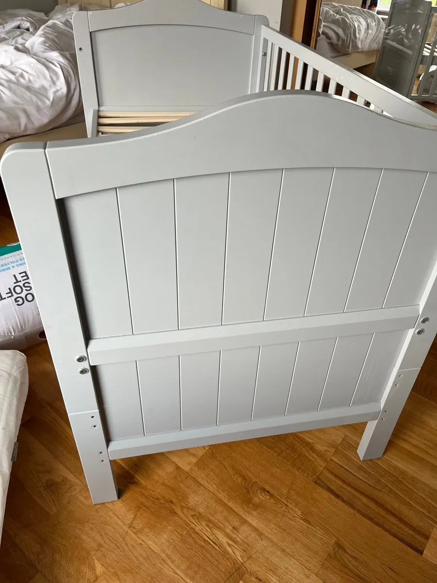 Cot bed - Image 3
