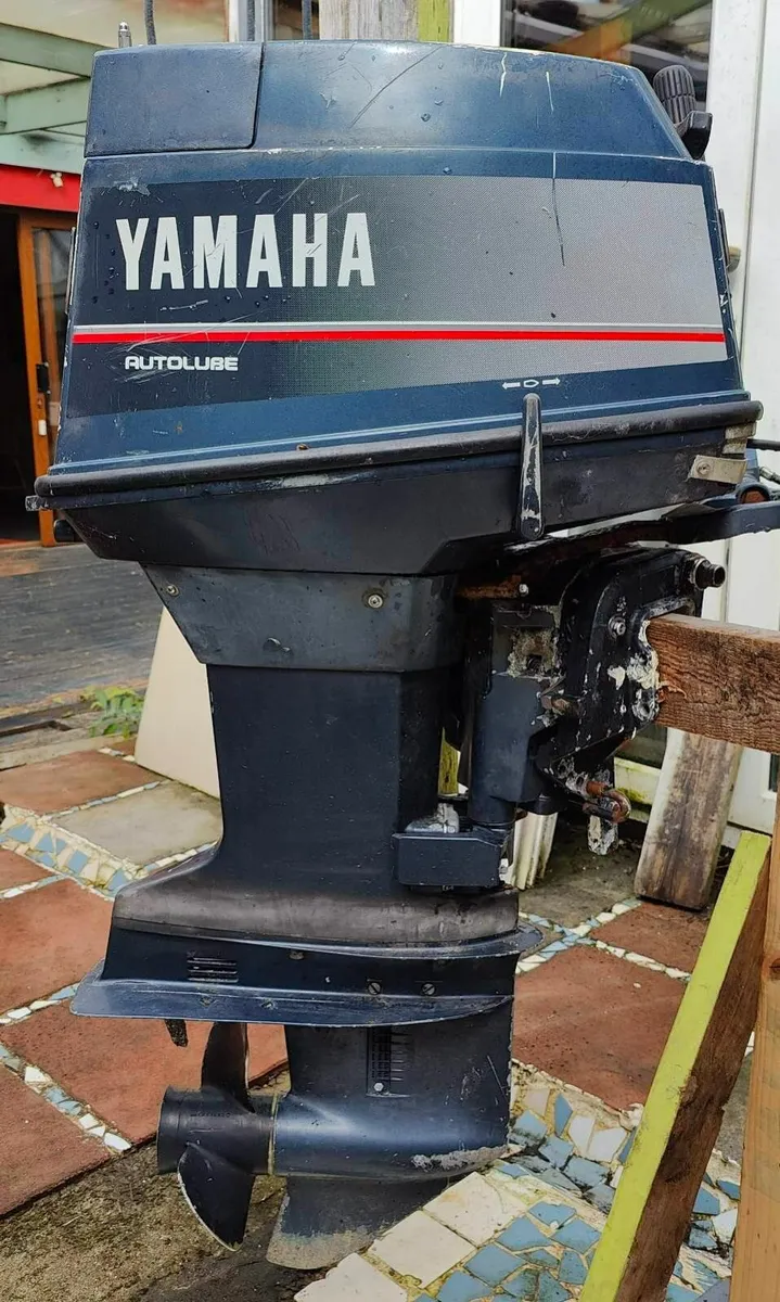 Yamaha 40 HMO outboard motor - Image 4