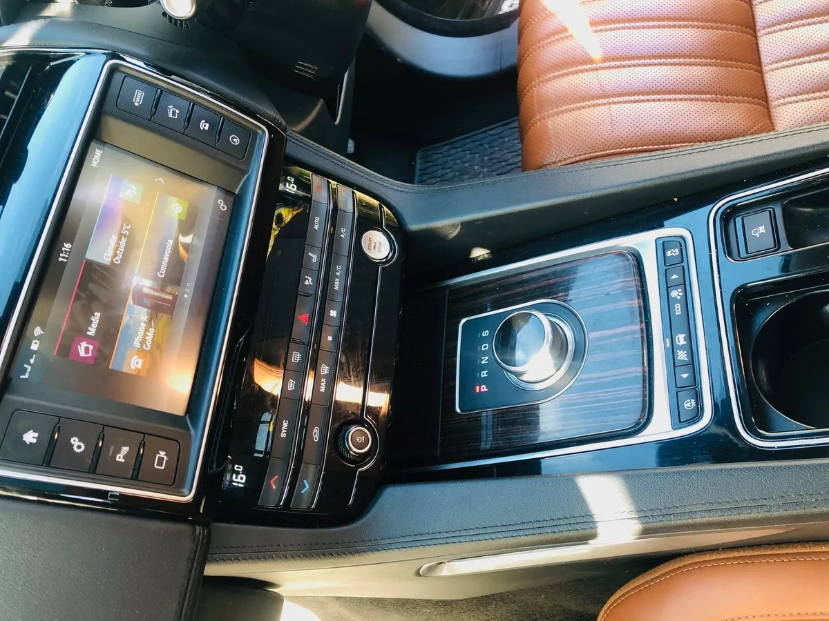 JAGUAR F PACE (new NCT) - Image 2