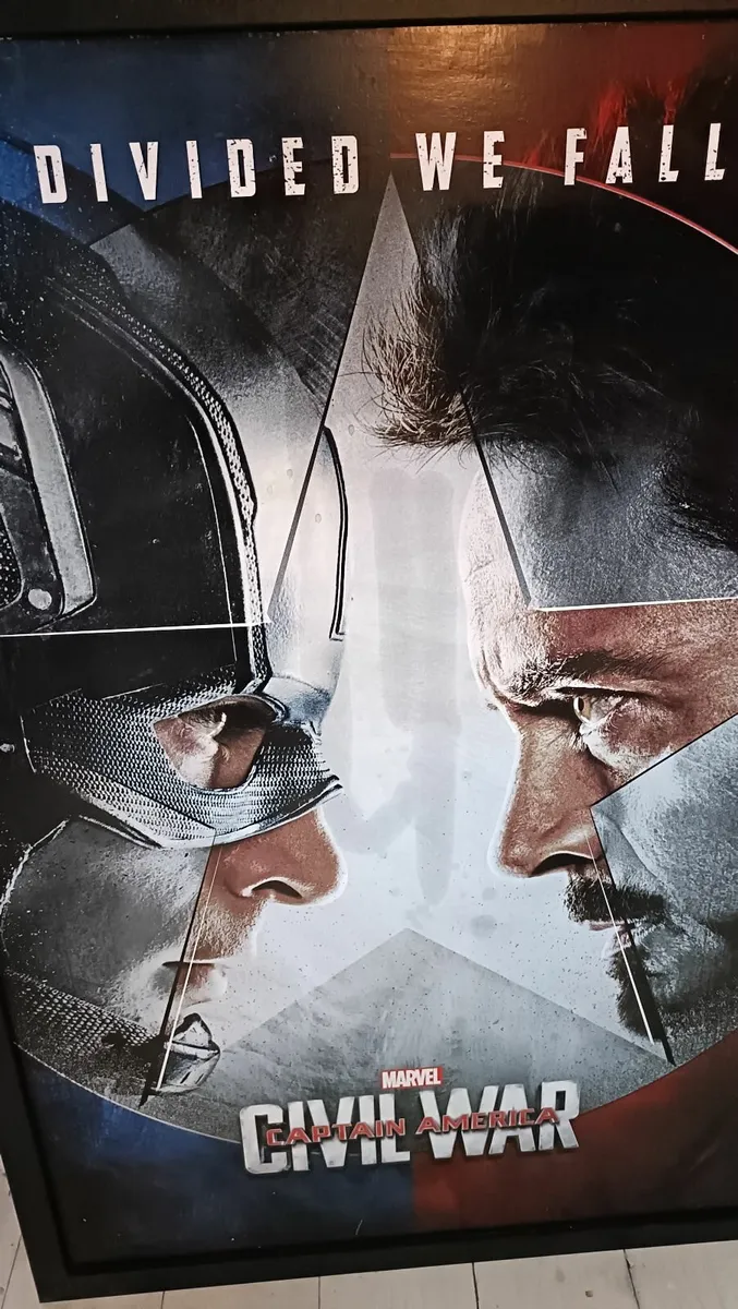 Marvel poster civil war framed poster - Image 1
