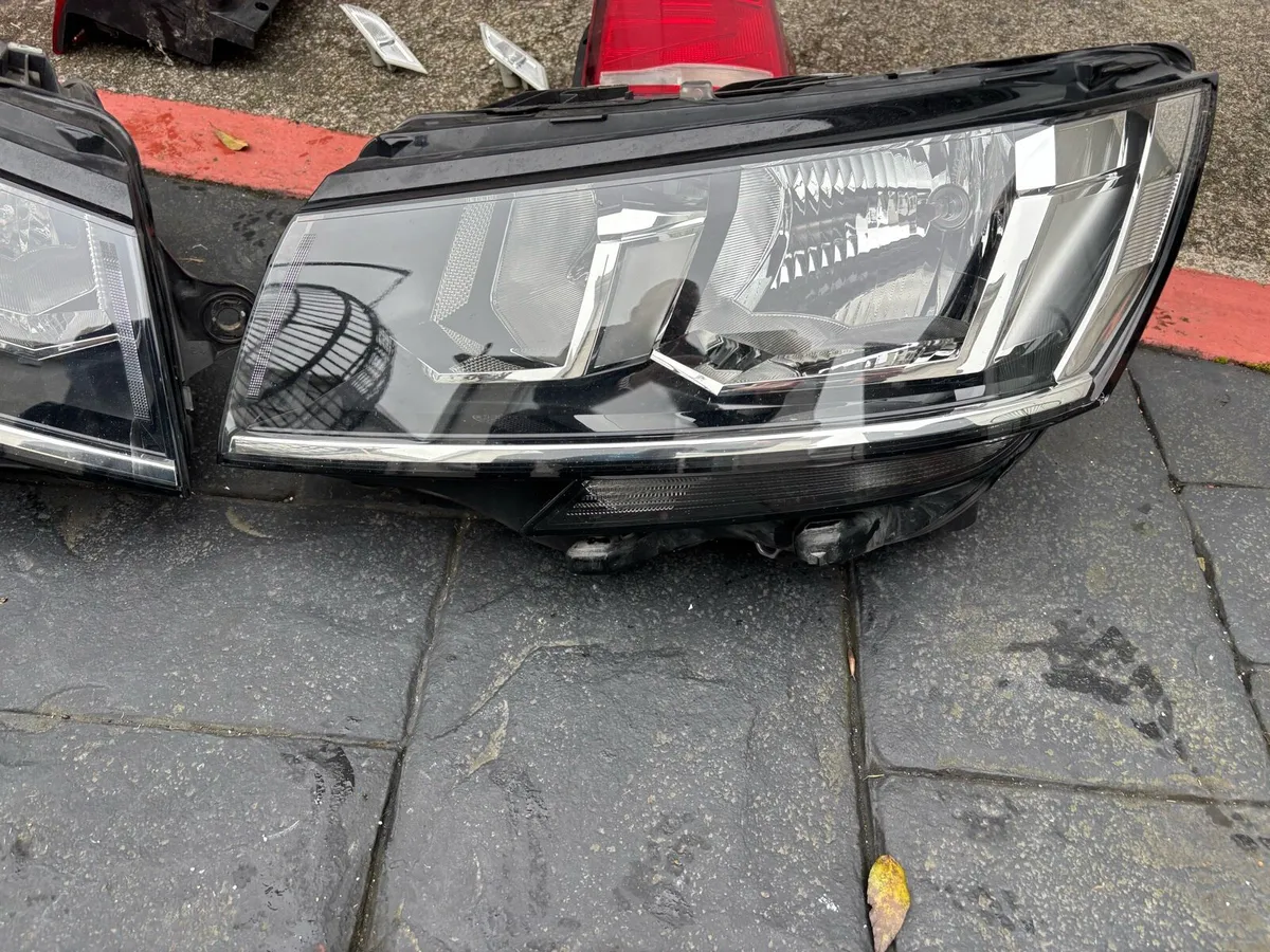 VW T6 lights - Image 3