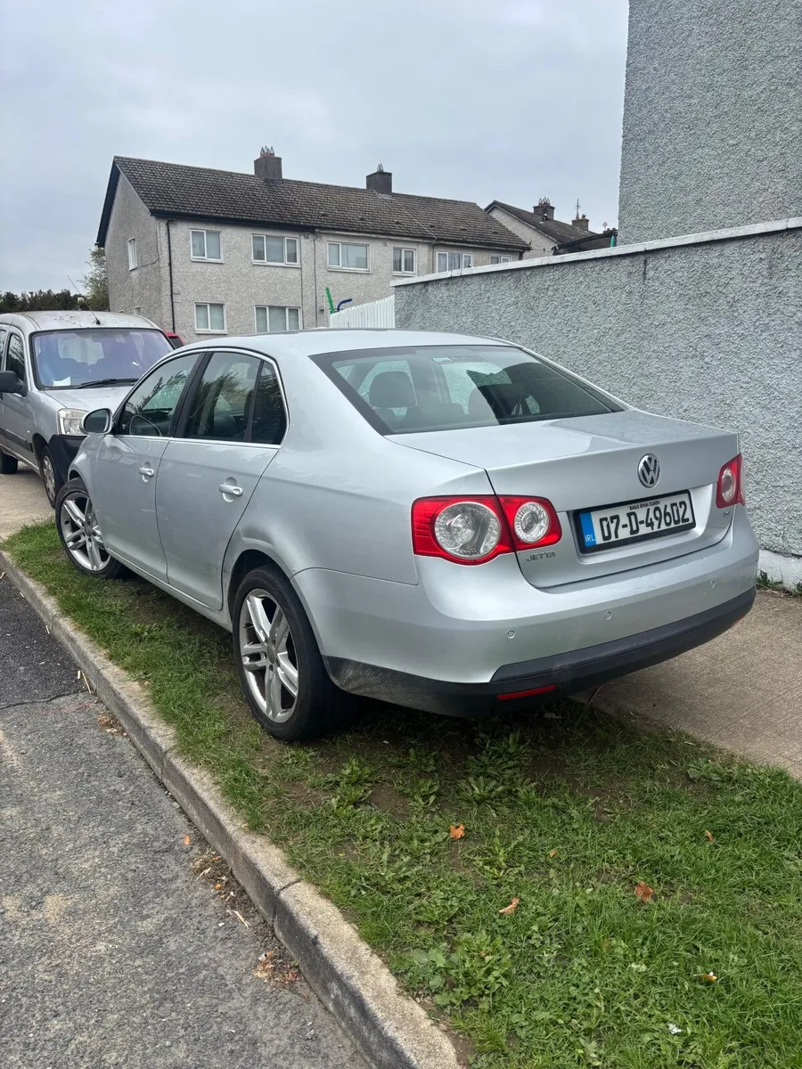 07 Volkswagen Jetta 1.4 tsi 140bhp - Image 2