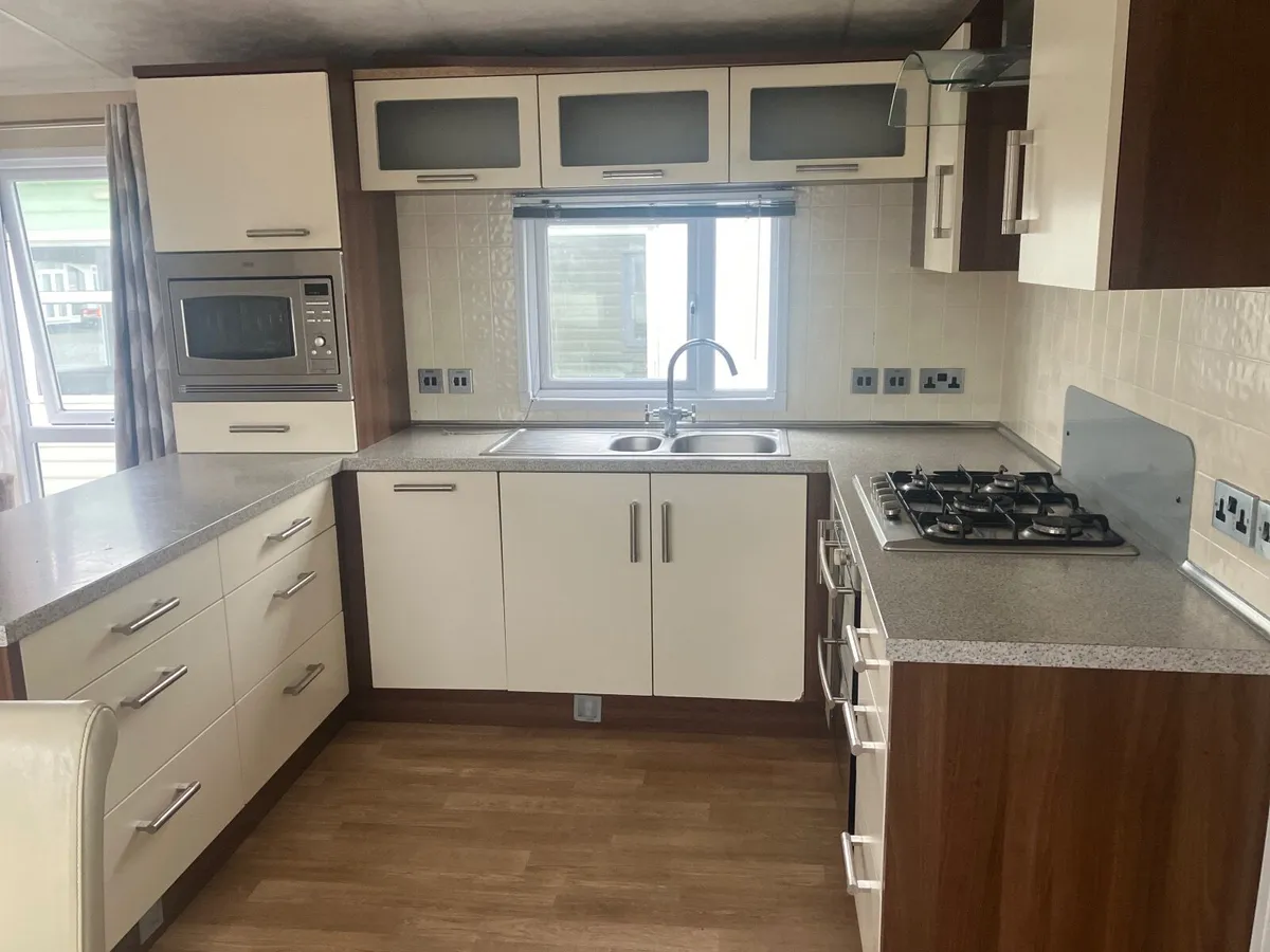 Mobile home - Image 2