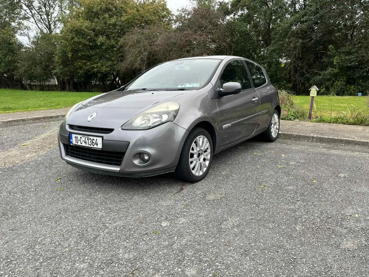 Renault Clio 1.5 Diesel - Image 1