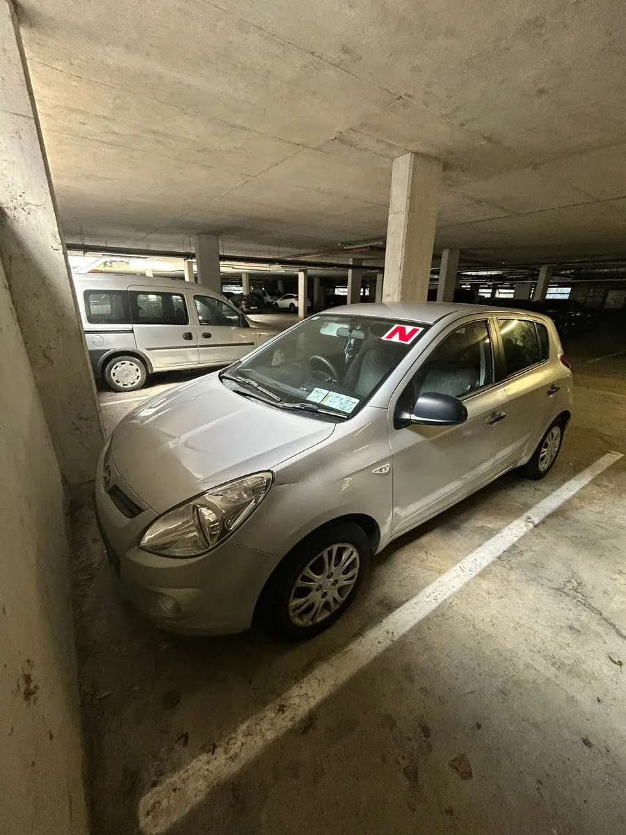 Hyundai i20 2010 - Image 3