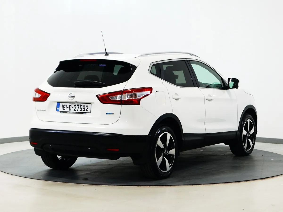 *5* 2016 Nissan Qashqai 1.5 DSL SV - Image 4