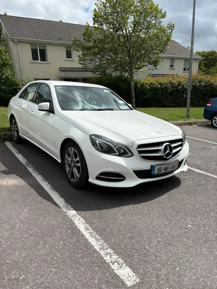 Mercedes E220 Blutech - Image 3